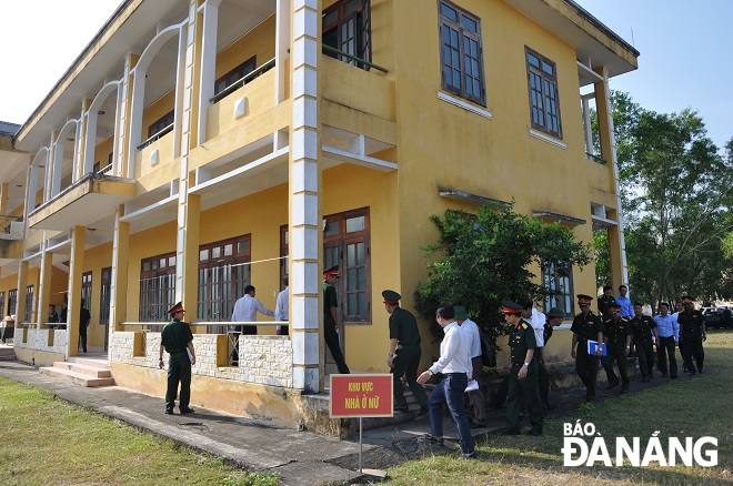 Trung tâm Huấn luyện dự bị động viên Đồng Nghệ, nơi sẽ tiếp nhận, cách ly những công dân Việt Nam trở về từ vùng có dịch. Ảnh: PHAN CHUNG