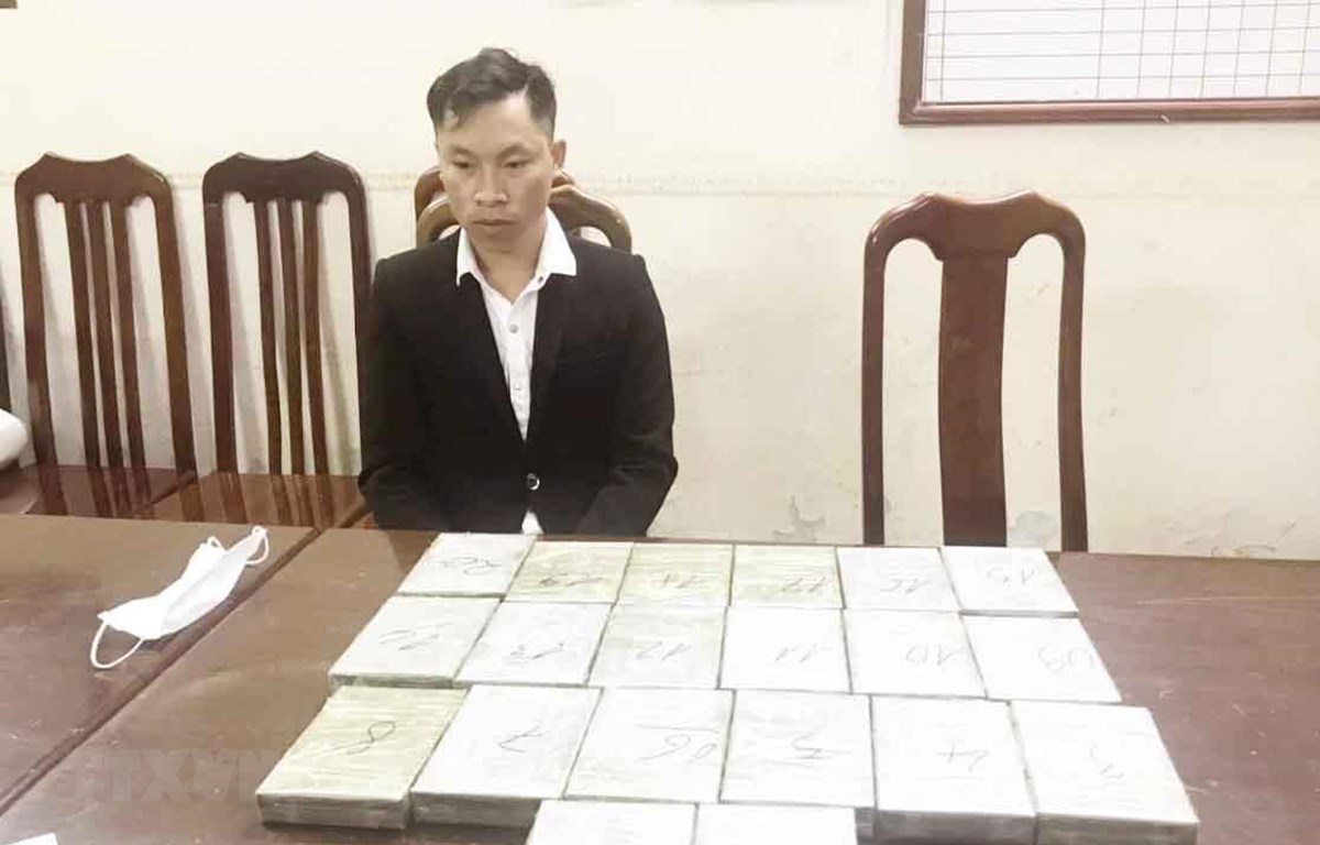 Hà Nội bắt quả tang vụ vận chuyển hơn 6kg ma túy từ Lào về Việt Nam