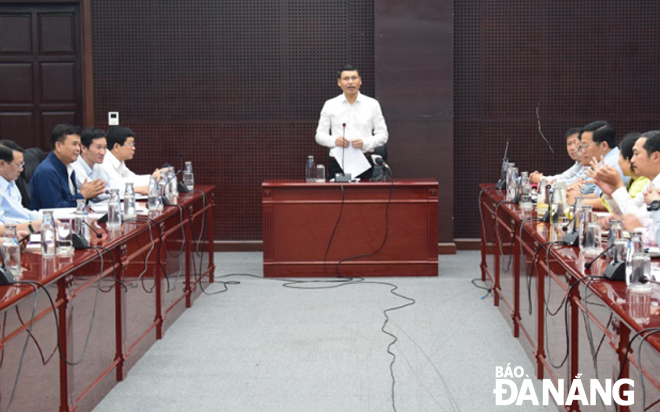 Phó Chủ tịch UBND thành phố Hồ Kỳ Minh phát biểu chỉ đạo tại buổi làm việc.   Ảnh: KHÁNH HÒA