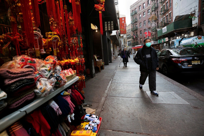 Một khu phố Trung Quốc ở Manhattan (New York, Mỹ) vắng người.