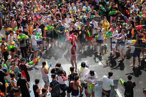 The water-splashing Songkran Festival in Bangkok oin 2019 (Photo: Xinhua/VNA)