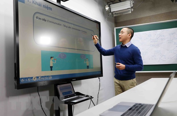 Đại học Bách khoa Hà Nội triển khai học online cho các sinh viên đăng ký các lớp học phần được giảng dạy theo hình thức Blended Learning. (Ảnh: Thanh Tùng/TTXVN)