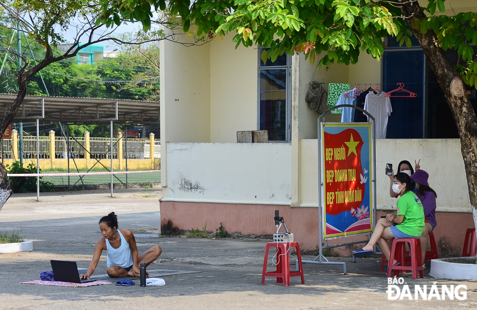 The returnees feel comfortable when living in such an isolation site.