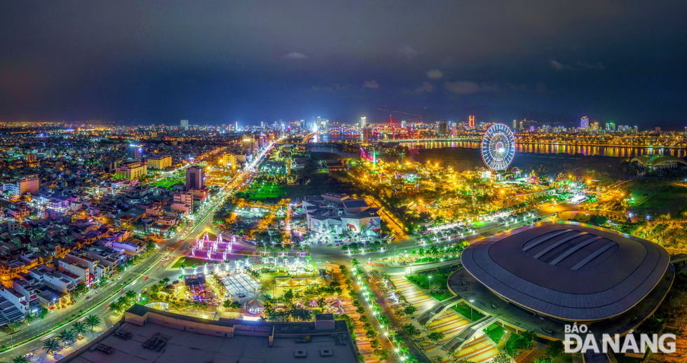 The sparkling beauty of the city at night