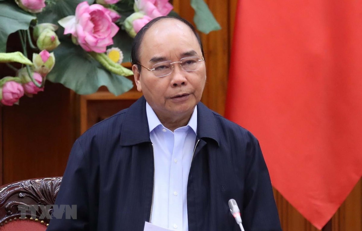 Thủ tướng Nguyễn Xuân Phúc phát biểu tại phiên họp Thường trực Chính phủ về việc đối phó với dịch COVID-19 đang có diễn biến ngày càng phức tạp. (Ảnh: Thống Nhất/TTXVN)