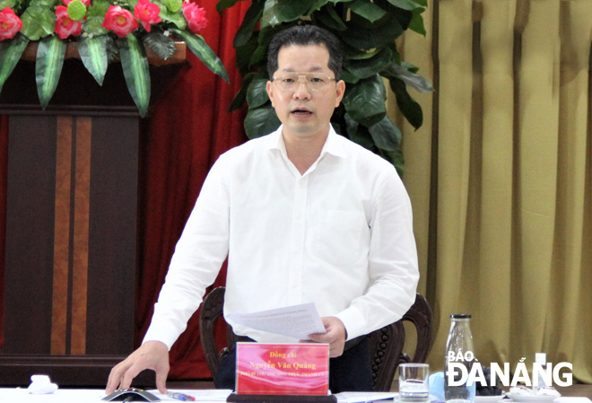 Phó Bí thư Thường trực Thành ủy Nguyễn Văn Quảng phát biểu tại hội nghị trực tuyến. Ảnh: LAM PHƯƠNG