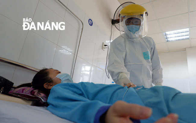 45 nhân viên y tế Bệnh viện Đà Nẵng được cách ly 14 ngày