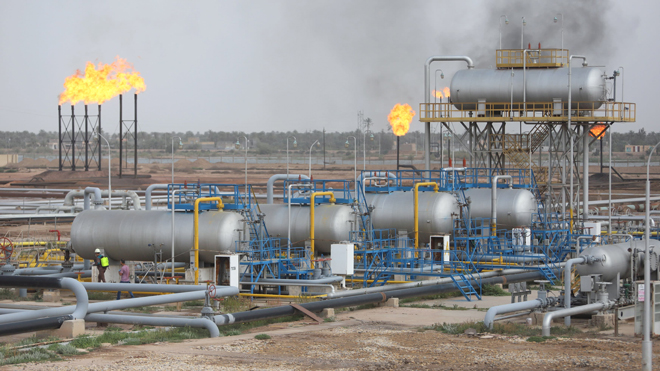 OPEC+ giảm sản lượng để đảo chiều giá dầu