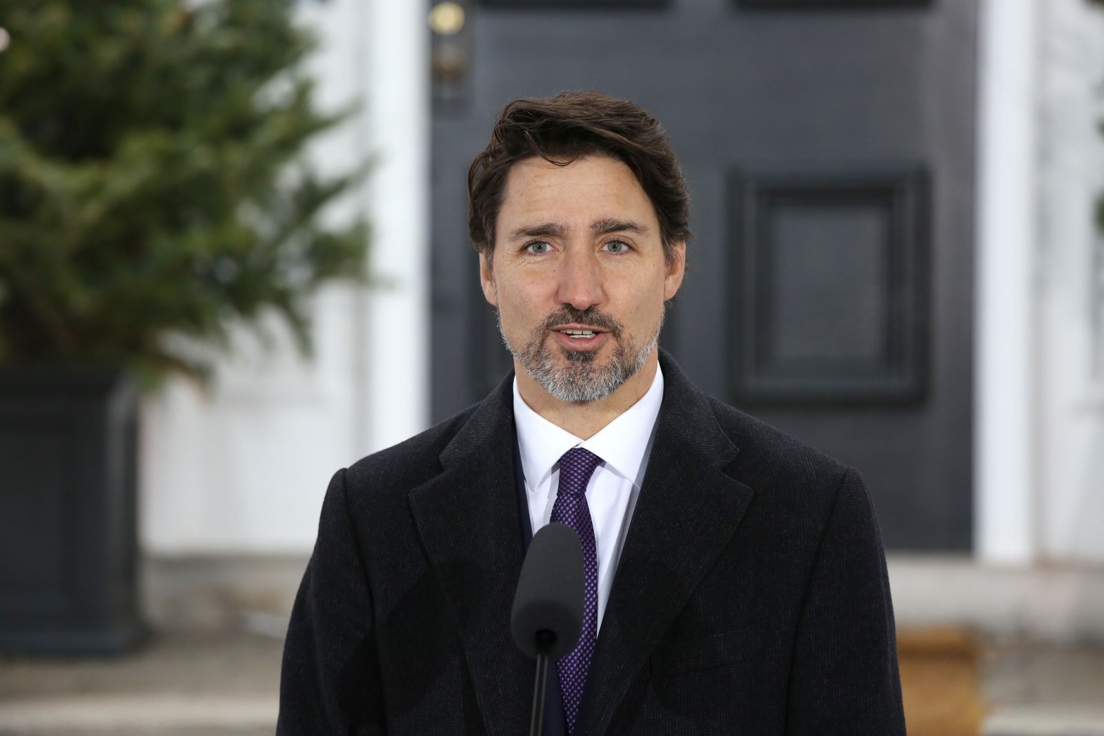Thủ tướng Canada Justin Trudeau phát biểu với báo giới tại nhà riêng ở Ottawa ngày 20-3-2020. Ảnh: AFP/TTXVN