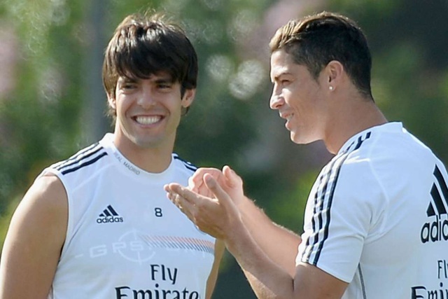 Kaka và C.Ronaldo từng sát cánh trong màu áo Real Madrid