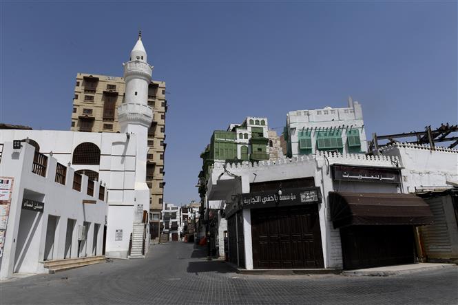 Cảnh vắng vẻ tại thành phố Jeddah, Saudi Arabia do dịch COVID-19 ngày 2/4/2020. Ảnh: AFP/TTXVN
