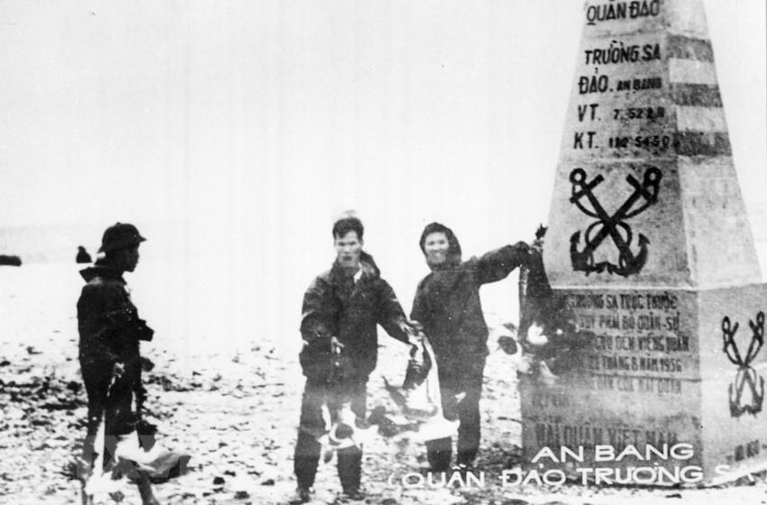 Bộ đội Đặc công hải quân Đoàn 126 giải phóng đảo An Bang thuộc quần đảo Trường Sa, ngày 28/4/1975. (Ảnh: TTXVN)