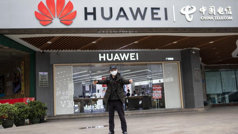 Một cửa hàng Huawei ở Quảng Đông, Trung Quốc. Ảnh: EPA
