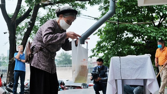 A 'rice ATM' in Ha Noi - Illustrative image (Source: touitre.vn)