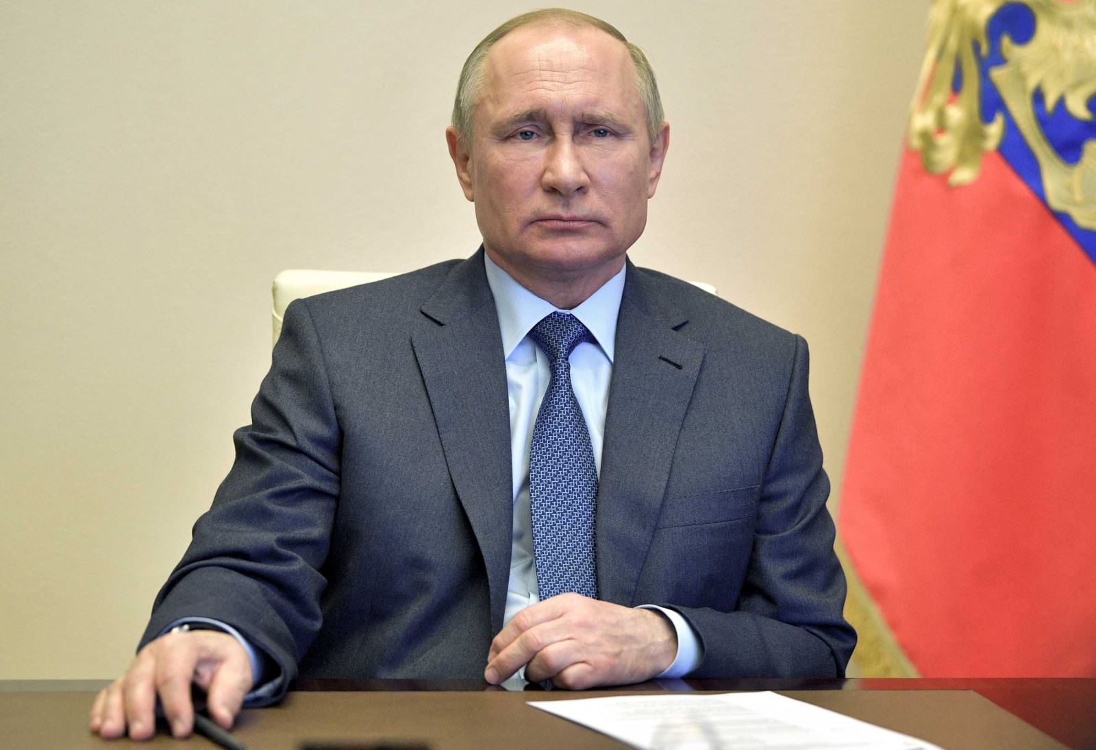 Tổng thống Vladimir Putin trong cuộc họp trực tuyến ngày 20/4 tại Moskva, Nga. Ảnh: Kremlin/AP 