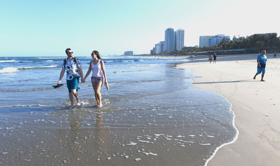 Da Nang beaches have become very inviting to both domestic and foreign visitors