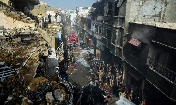 Nhân chứng sống hé lộ nguyên nhân vụ tai nạn thảm khốc tại Pakistan