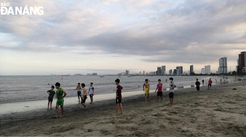 Local residents on My Khe Beach  