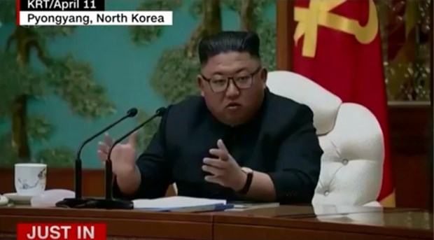Nhà lãnh đạo Kim Jong-un hoàn toàn khỏe mạnh trong đoạn video do Triều Tiên công bố. (Nguồn: CNN)