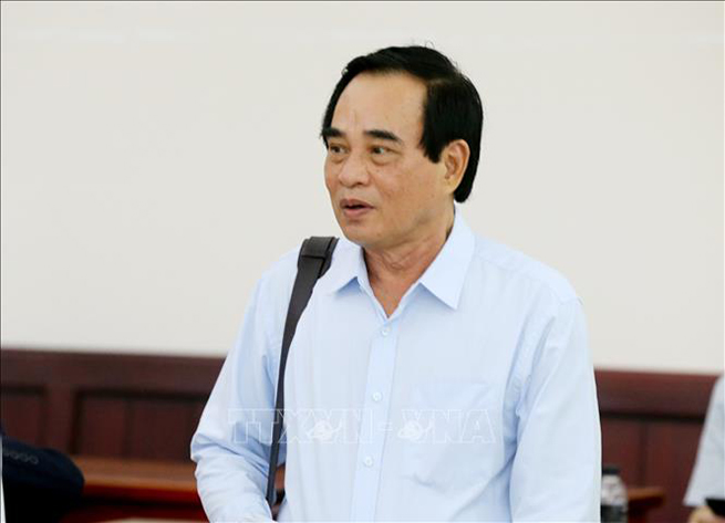 Bị cáo Văn Hữu Chiến, cựu Chủ tịch UBND thành phố Đà Nẵng.  