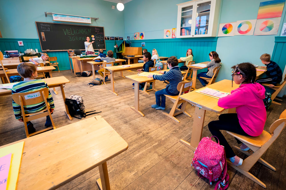 Giờ học tại trường Nordstrand Steinerskole ở Oslo, Na Uy sau khi được mở cửa lại vào ngày 27/4. Ảnh: AFP/Getty Images