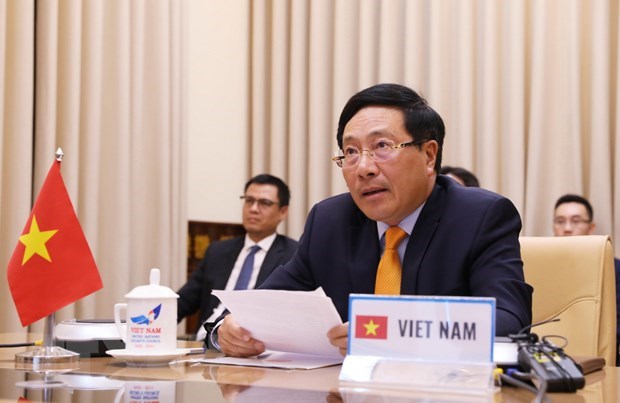 Deputy Prime Minister and Minister of Foreign Affairs Pham Binh Minh speaks at the meeting (Source: VNA)