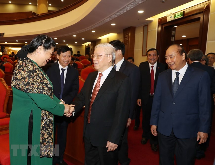 Tổng Bí thư, Chủ tịch nước Nguyễn Phú Trọng với các lãnh đạo Đảng, Nhà nước và các đại biểu dự phiên khai mạc hội nghị. (Ảnh: Trí Dũng/TTXVN)