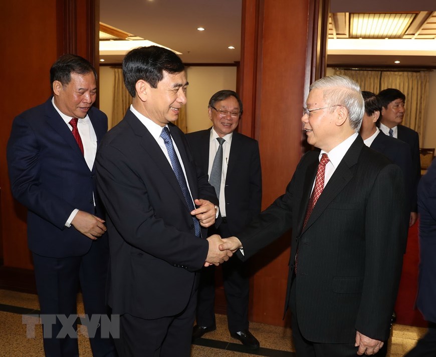 Tổng Bí thư, Chủ tịch nước Nguyễn Phú Trọng với các đại biểu dự phiên khai mạc hội nghị. (Ảnh: Trí Dũng/TTXVN)