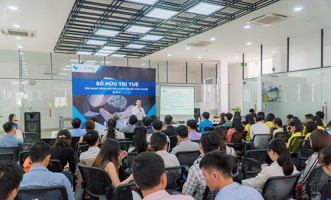 Văn phòng Cục Sở hữu trí tuệ tại Đà Nẵng phối hợp với Vườn ươm Doanh nghiệp Đà Nẵng tổ chức buổi trao đổi về quyền sở hữu trí tuệ cho cộng đồng startup, sinh viên, doanh nghiệp vừa và nhỏ...