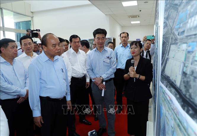Thủ tướng Nguyễn Xuân Phúc thăm Công ty Hyosung, Hàn Quốc.