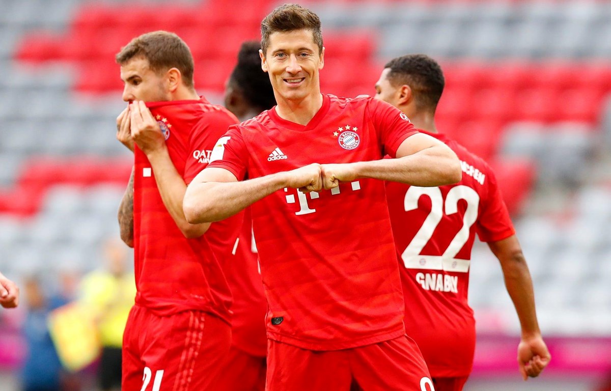 Lewandowski lập cú đúp giúp Bayern thắng tưng bừng. (Nguồn: Getty Images)