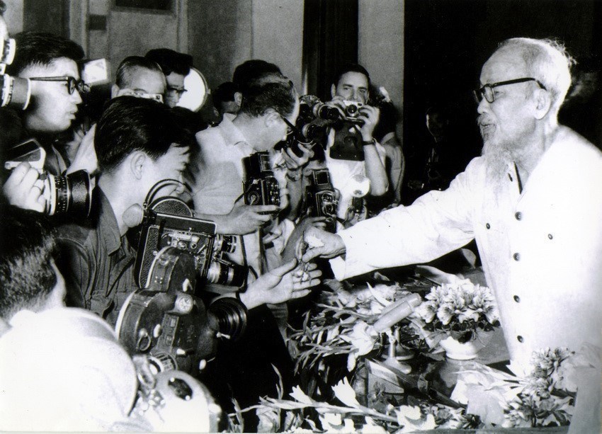 Chủ tịch Hồ Chí Minh - Người sáng lập nền báo chí cách mạng Việt Nam