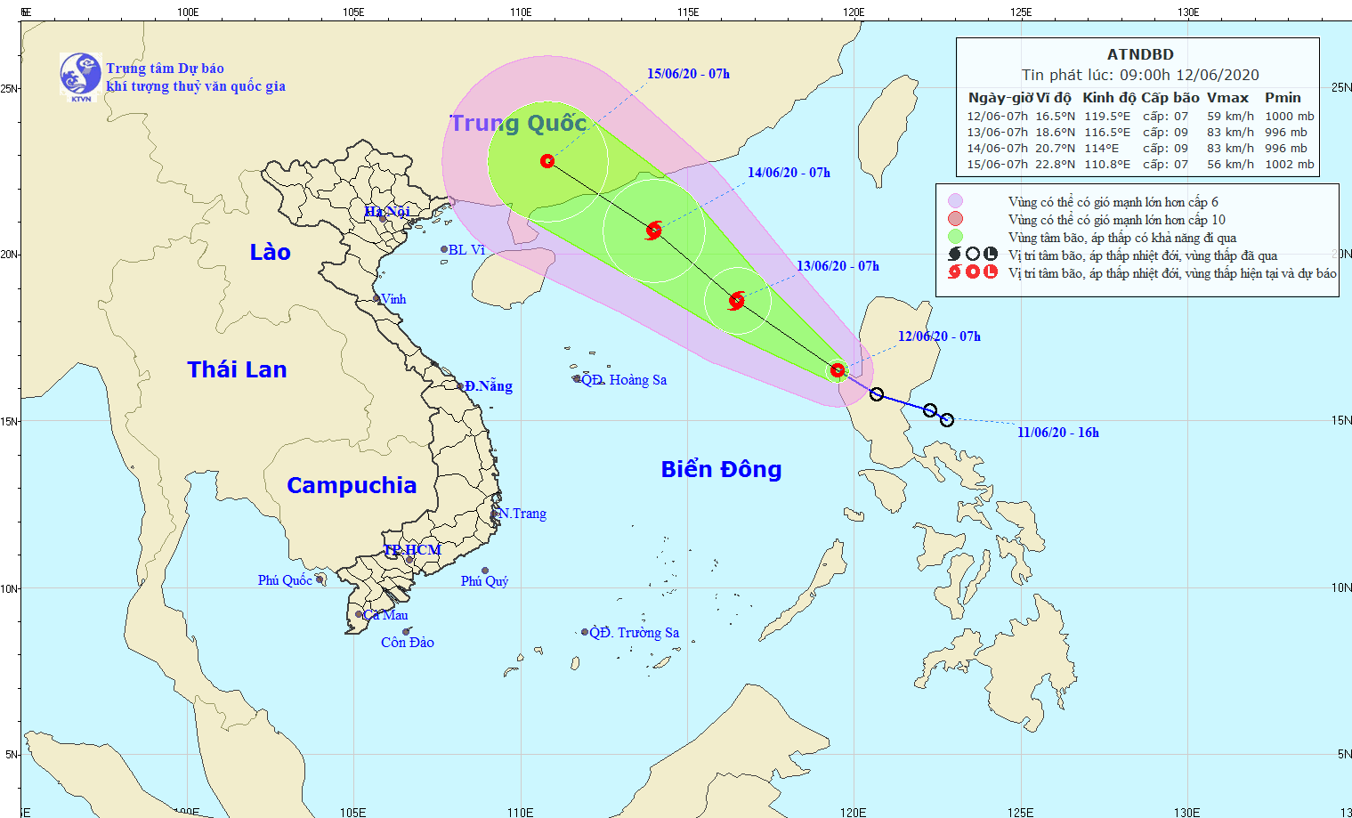 Áp thấp nhiệt đới đã đi vào Biển Đông, khả năng mạnh lên thành bão