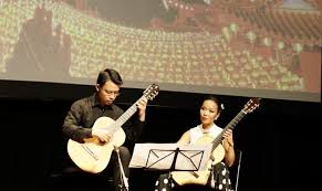 Trình diễn guitar cổ điển tại Nhà Văn hóa Lao động