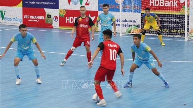 Sanatech Khanh Hoa are held to a 1-1 draw with Da Nang. (Photo: VNA) 