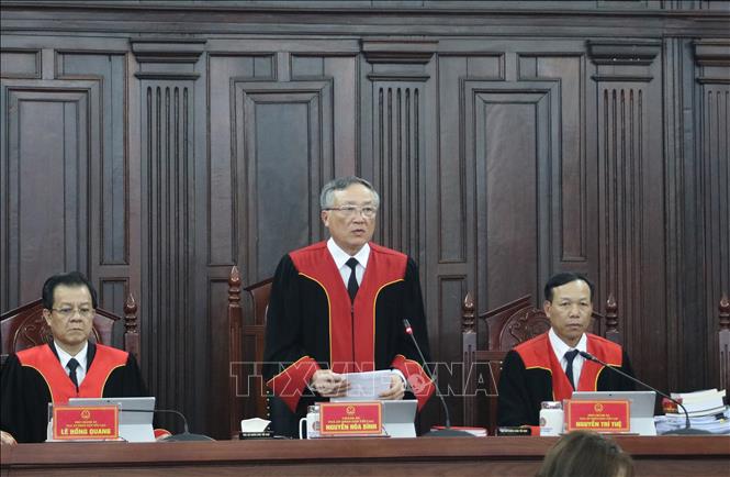 Chánh án Tòa án nhân dân Tối cao Nguyễn Hòa Bình bế mạc phiên Giám đốc thẩm ngày 8-5-2020. Ảnh: Dương Giang-TTXVN.
