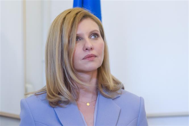 Trong ảnh: (tư liệu) Phu nhân của Tổng thống Ukraine Olena Zelenska trong chuyến thăm Riga, Latvia, ngày 16/10/2019. Ảnh: AFP/TTXVN