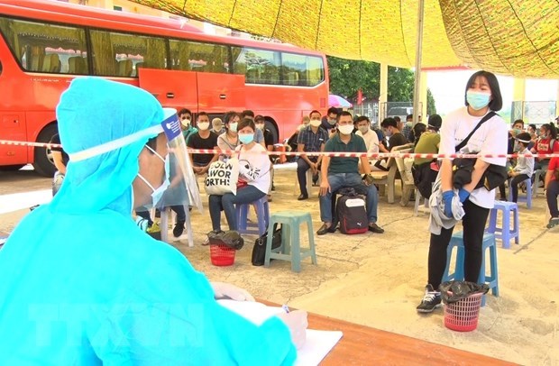 A quarantine facility in Hung Yen province receives Vietnamese citizens returning from overseas (Photo: VNA)