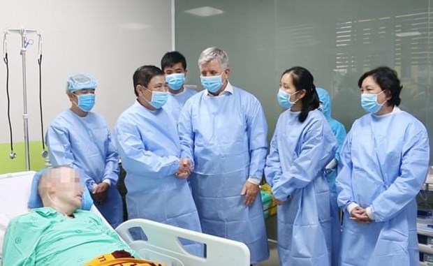 Lãnh đạo Thành phố Hồ Chí Minh thăm bệnh nhân 91