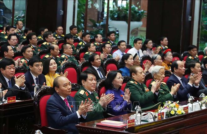 Thủ tướng Nguyễn Xuân Phúc cùng các đại biểu dự Đại hội Thi đua Quyết thắng toàn quân lần thứ X.