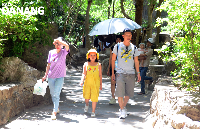 Domestic vacationers visiting the Marble Mountains Tourist Area