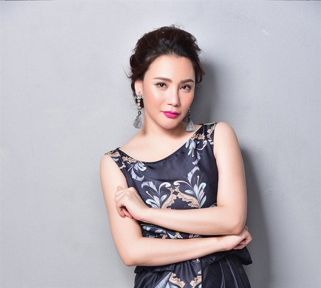 Pop star Ho Quynh Huong and well-known singers and composers will perform in “Khi Ta Song” (When We Come Alive) concert in HCM City on June 27 to celebrate frontline workers fighting the Covid-19 pandemic.