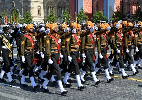 Quân đội Ấn Độ được mời tham gia lễ duyệt binh. Ảnh: Sputnik