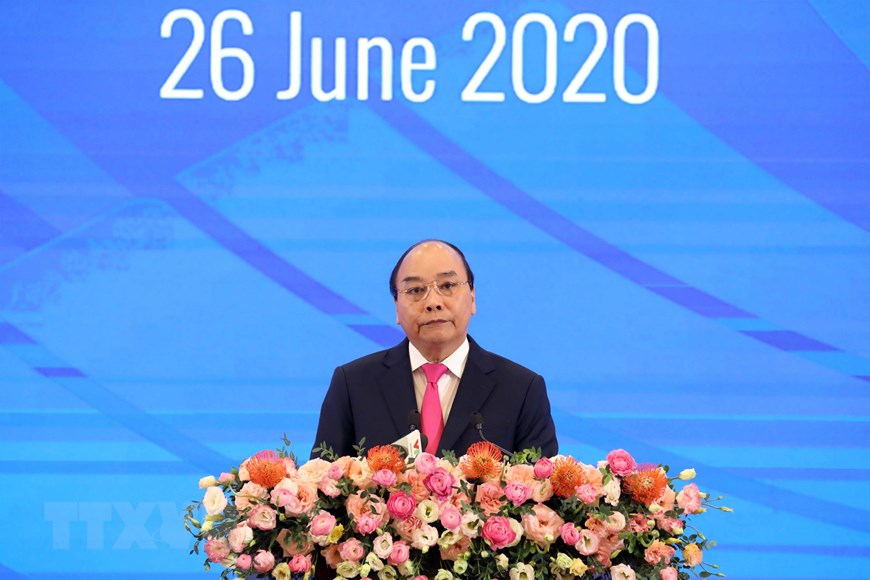 Thủ tướng Nguyễn Xuân Phúc, Chủ tịch ASEAN 2020 phát biểu khai mạc Hội nghị Cấp cao ASEAN lần thứ 36. (Ảnh: Thống Nhất/TTXVN)