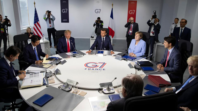 Các nhà lãnh đạo G7 nhóm họp ở Biarritz, tây nam nước Pháp vào tháng 8-2019.  Ảnh: AP