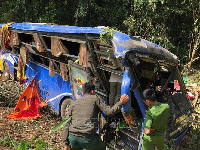 Vụ xe khách lao xuống vực ở Kon Tum qua lời kể của nạn nhân sống sót