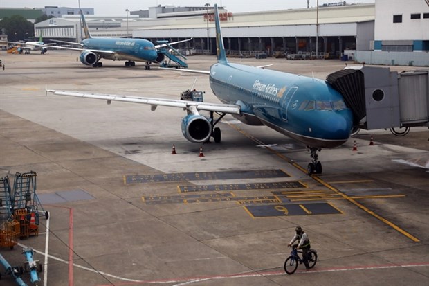 Airplanes grounded at Noi Bai International Airport during the COVID-19 pandemic. (Photo: VNA)