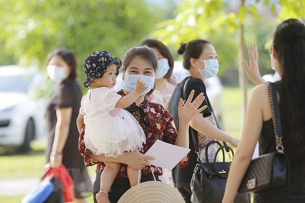 Citizens finish their quarantine period (Source: VNA)