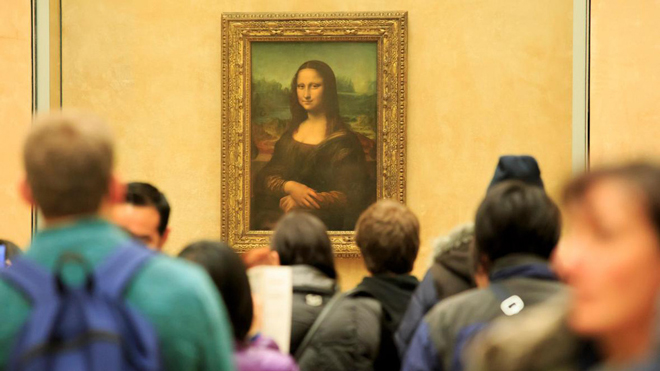 Bức tranh nàng Mona Lisa của Leonardo da Vinci - một trong những tác phẩm trưng bày nổi tiếng nhất tại Bảo tàng Louvre. Ảnh: THE TIMES
