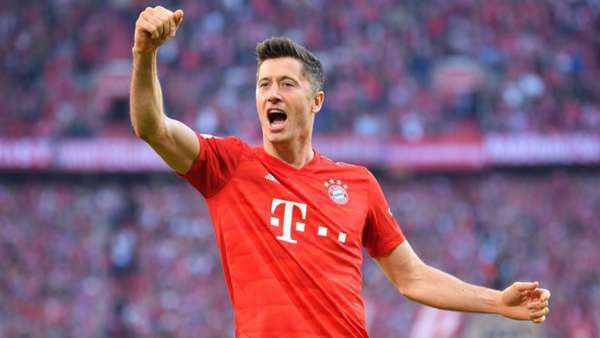 1. Robert Lewandowski | Bayern Munich | 34 bàn thắng (68 điểm)
